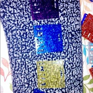 Hi, I'm selling name badge holders that come in a variety of colors.